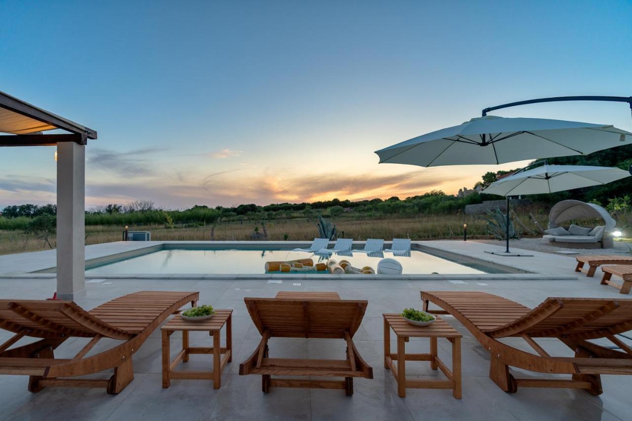 Villa Slatina Near Zrce Beach Novalja Luaran gambar