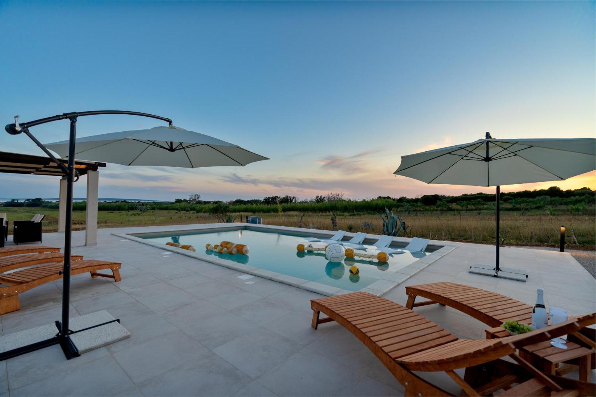 Villa Slatina Near Zrce Beach Novalja Luaran gambar